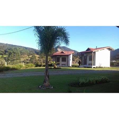 Pousada Landhaus อูรูบิซิ ภายนอก รูปภาพ
